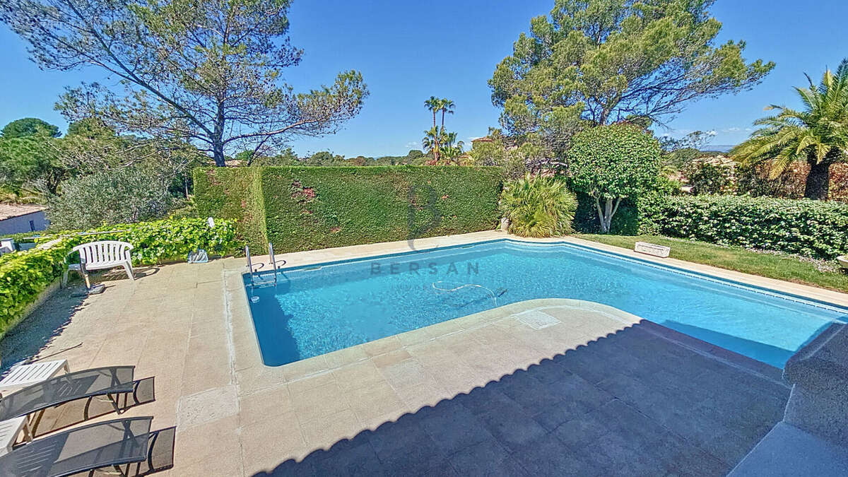 Maison à FREJUS