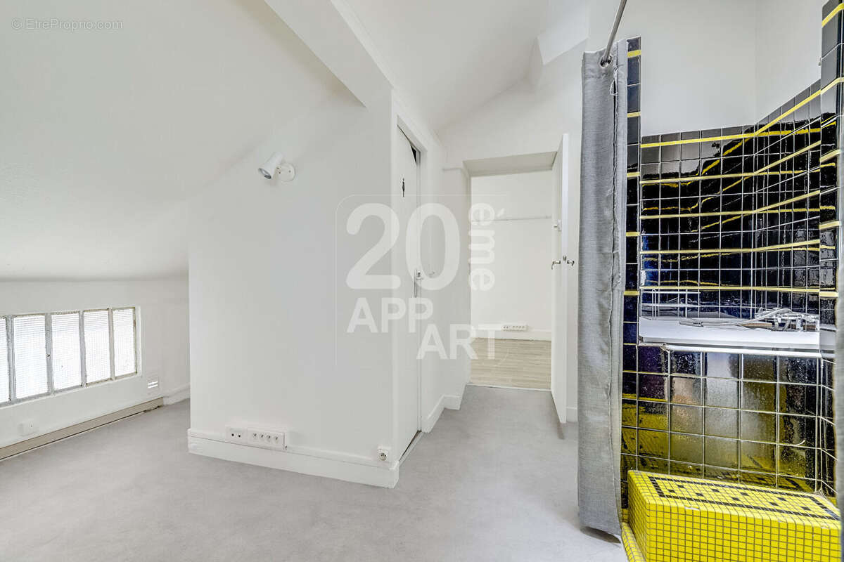 Appartement à PARIS-20E