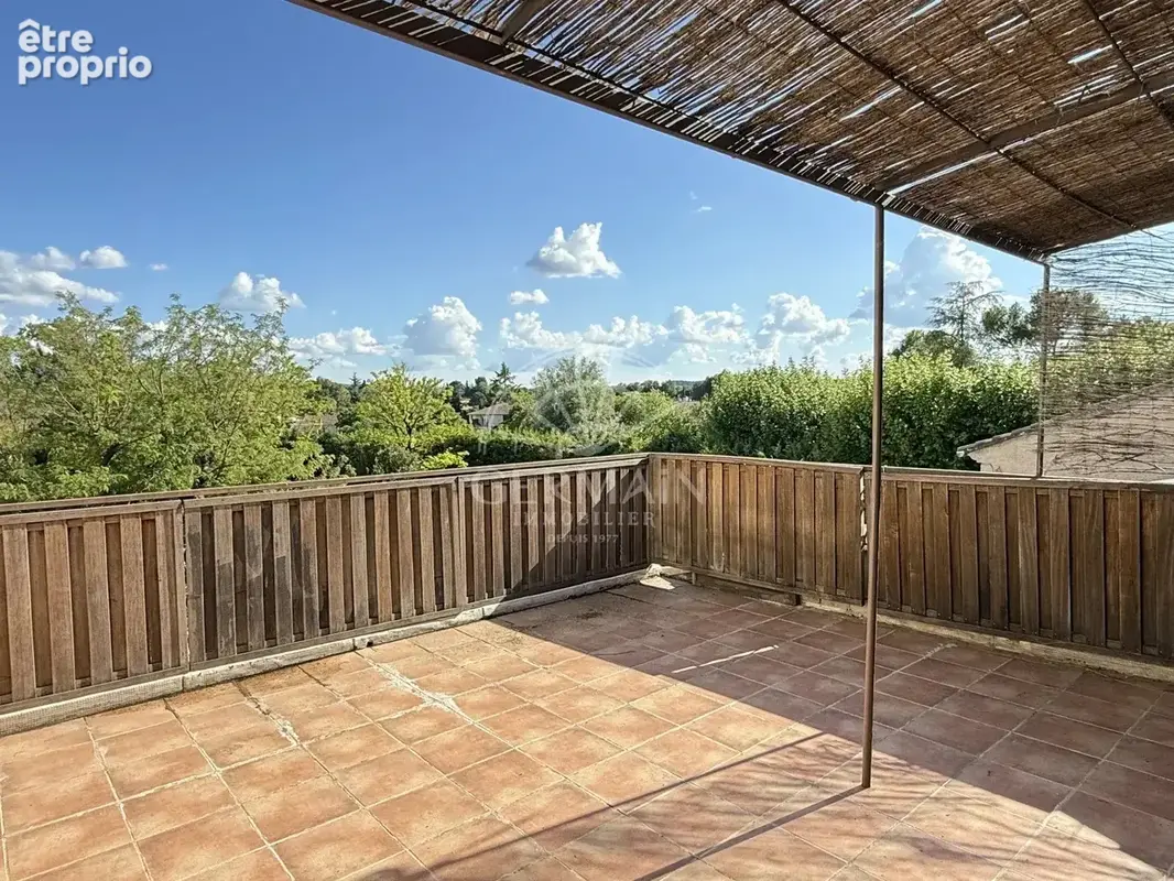 Mazan, Maison de village de type 5 avec 2 terrasses et 2 garages. - photo 3