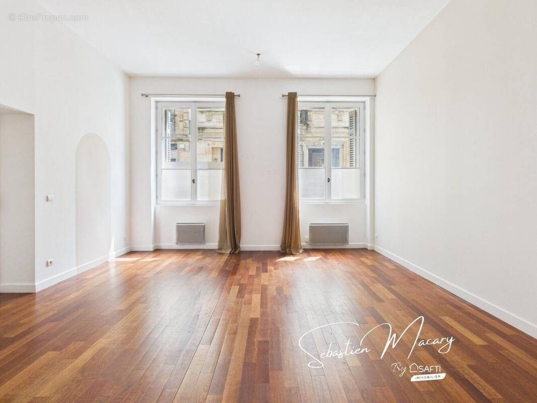 Photo 1 - Appartement à BORDEAUX