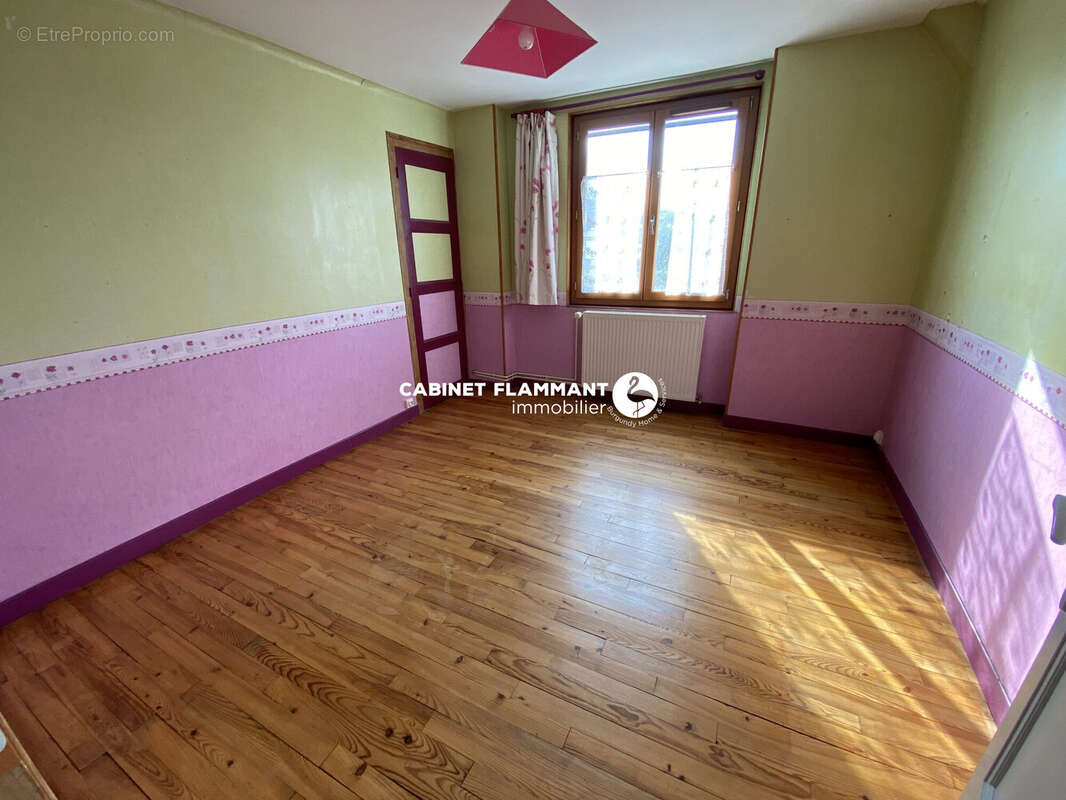 Maison à LONGEAULT