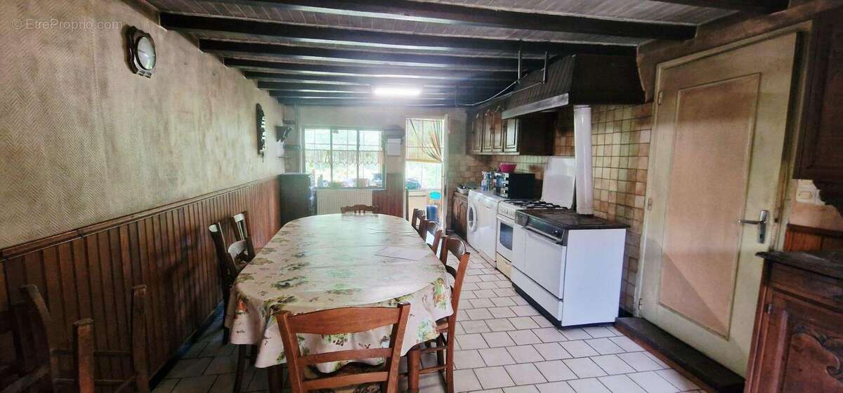 Maison à FRANGY-EN-BRESSE