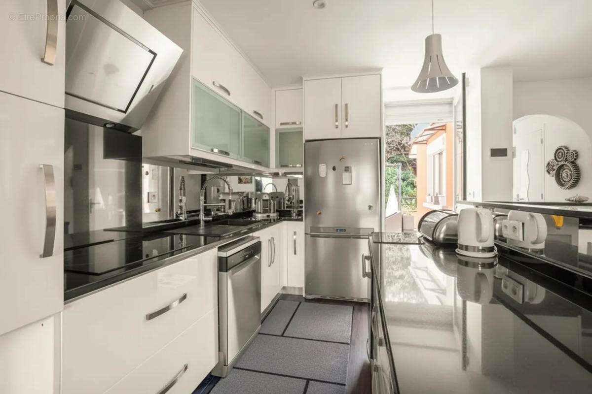 Appartement à FONTAINES-SUR-SAONE