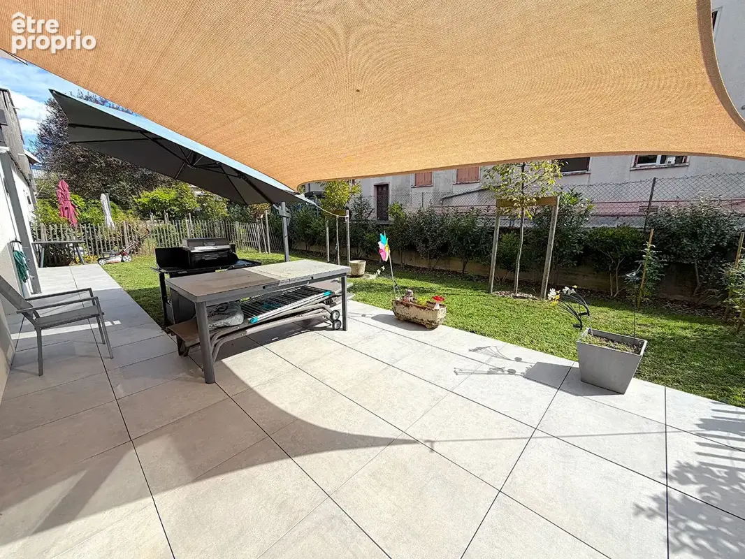 Appartement T3 80 m² avec jardin - photo 2