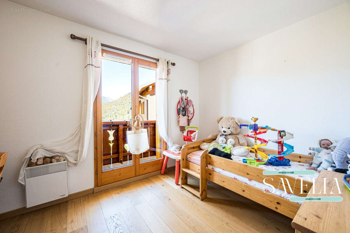 Appartement 82 m² à Les Allues  - photo 8