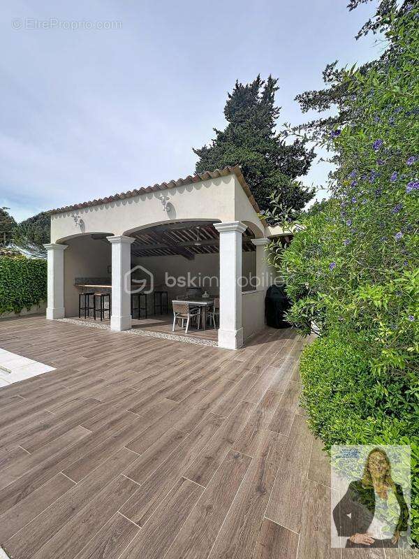 Maison à MOUGINS