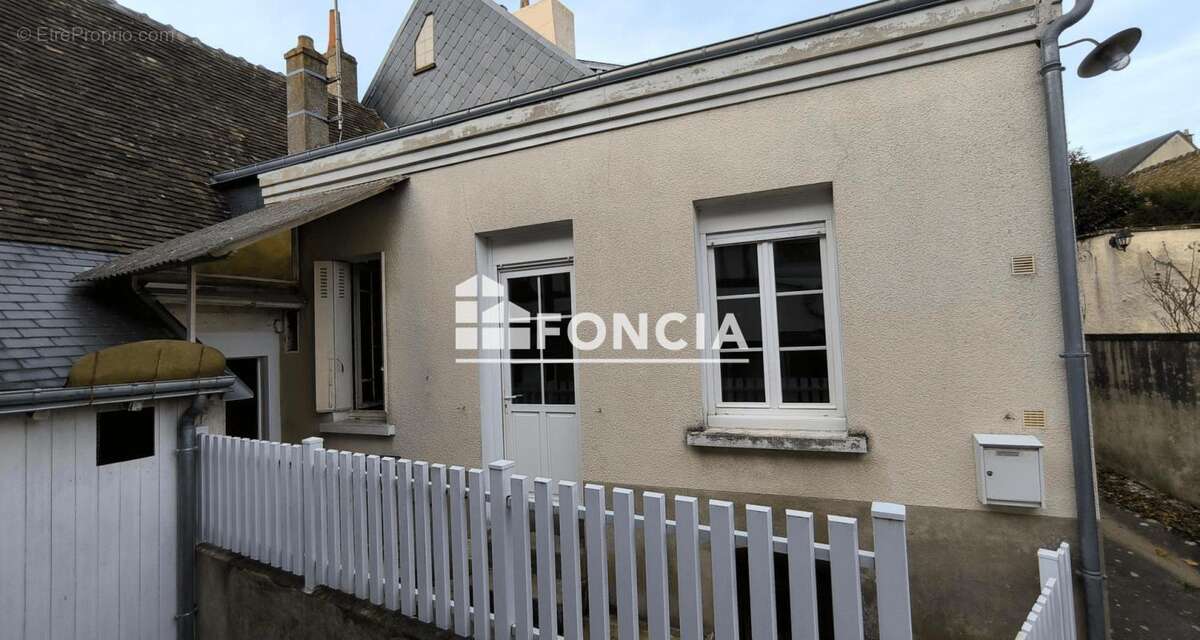 Maison à CHATEAU-RENAULT