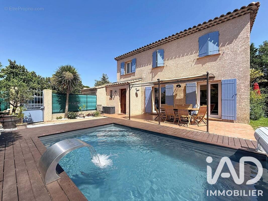 Photo 1 - Maison à SALON-DE-PROVENCE
