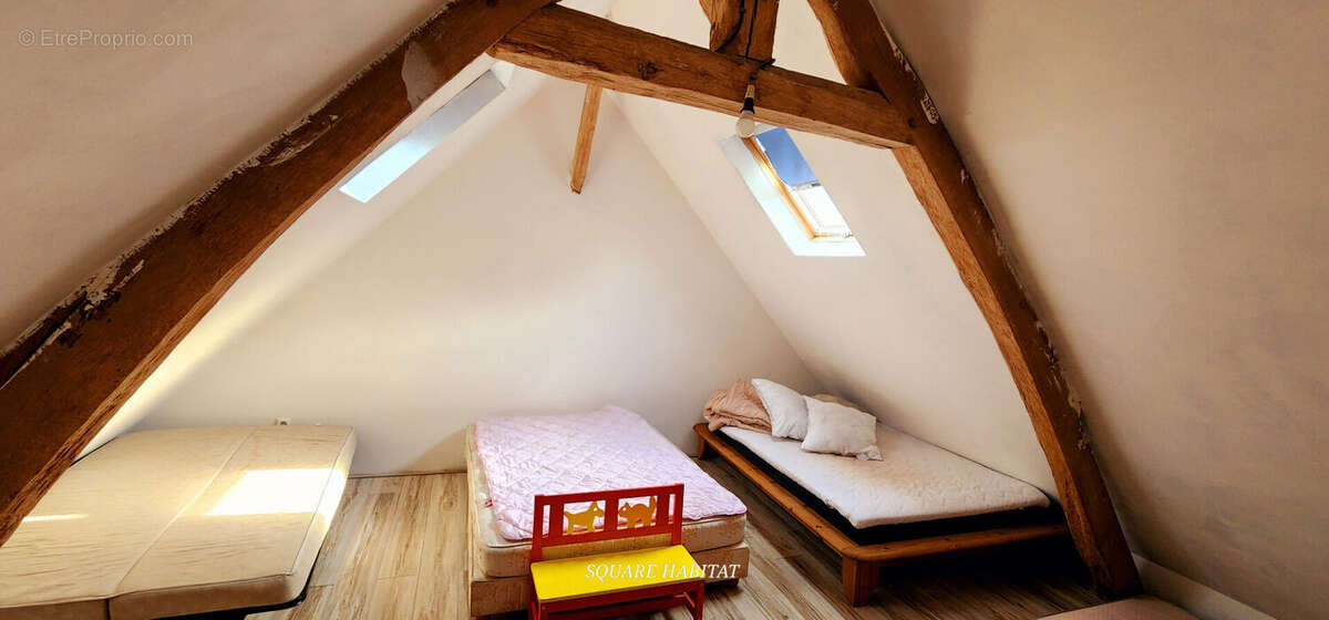 Maison à LA BAZOCHE-GOUET