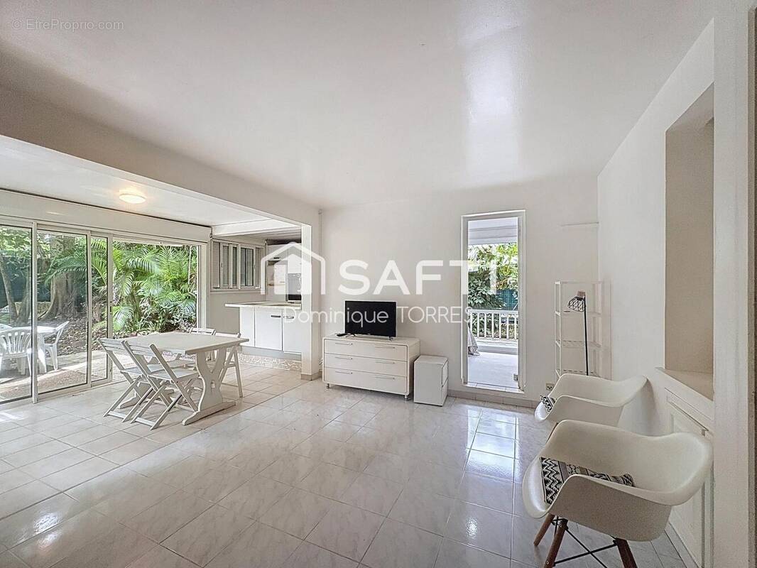 Photo 1 - Appartement à LES TROIS-ILETS