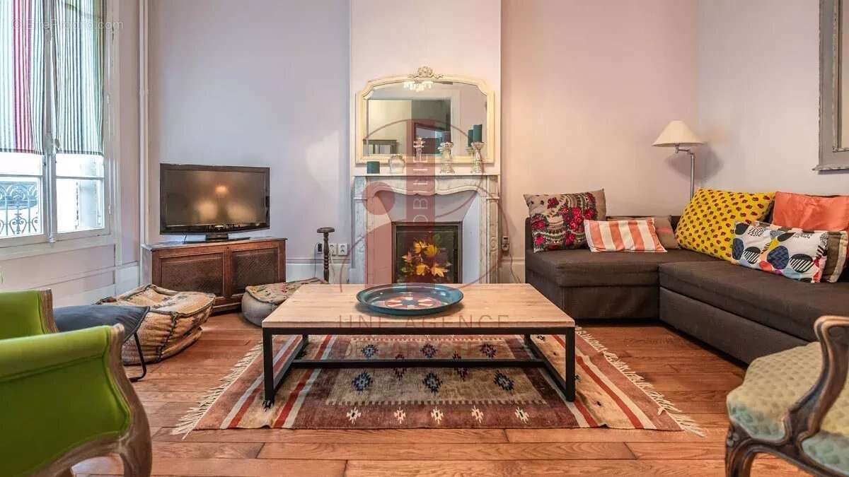 Maison à FONTAINEBLEAU