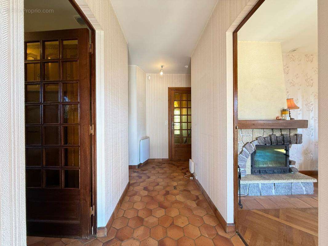 Maison à VAUX-SUR-MER