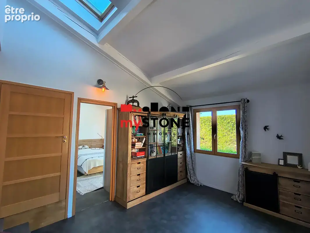 TREVOUX - Villa 164 m² 5 chambres avec piscine sur un terrain de 854 m² - photo 6