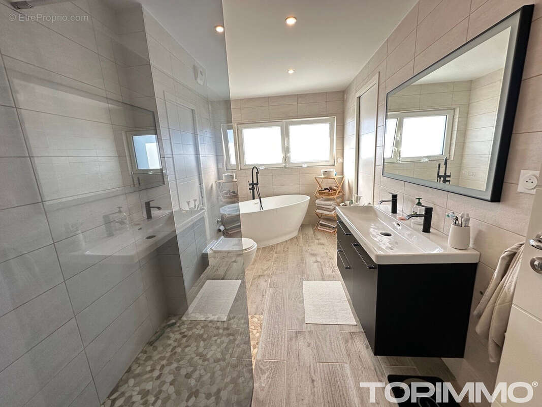 Maison Ensisheim 6 pièce(s) 145 m2 - photo 8