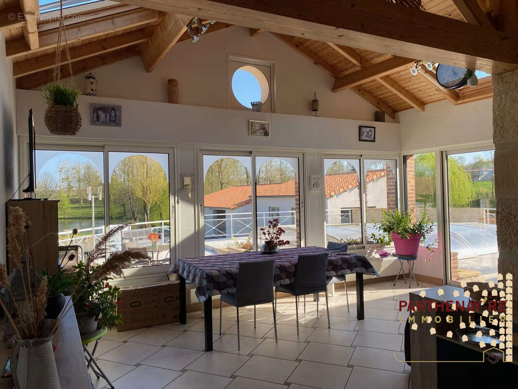 Maison à SAINT-PARDOUX