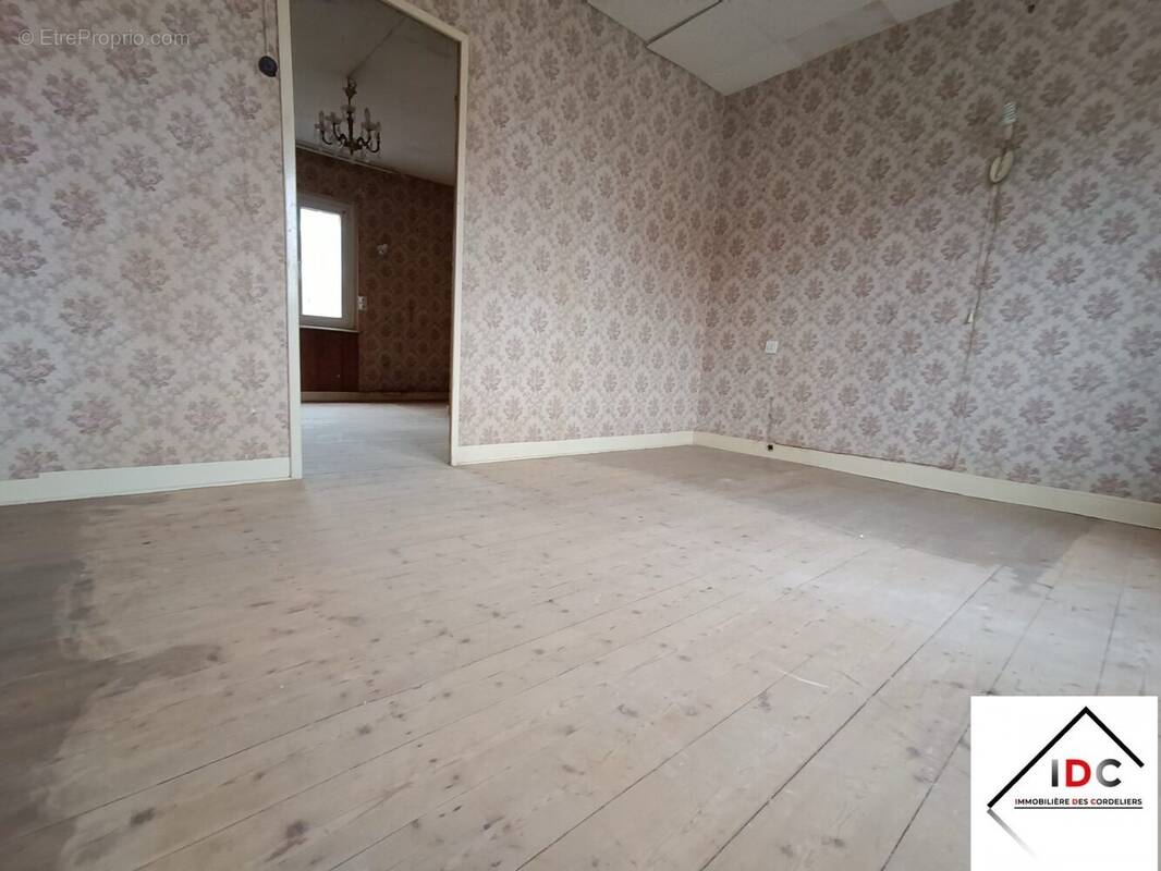 Maison à WINGEN-SUR-MODER