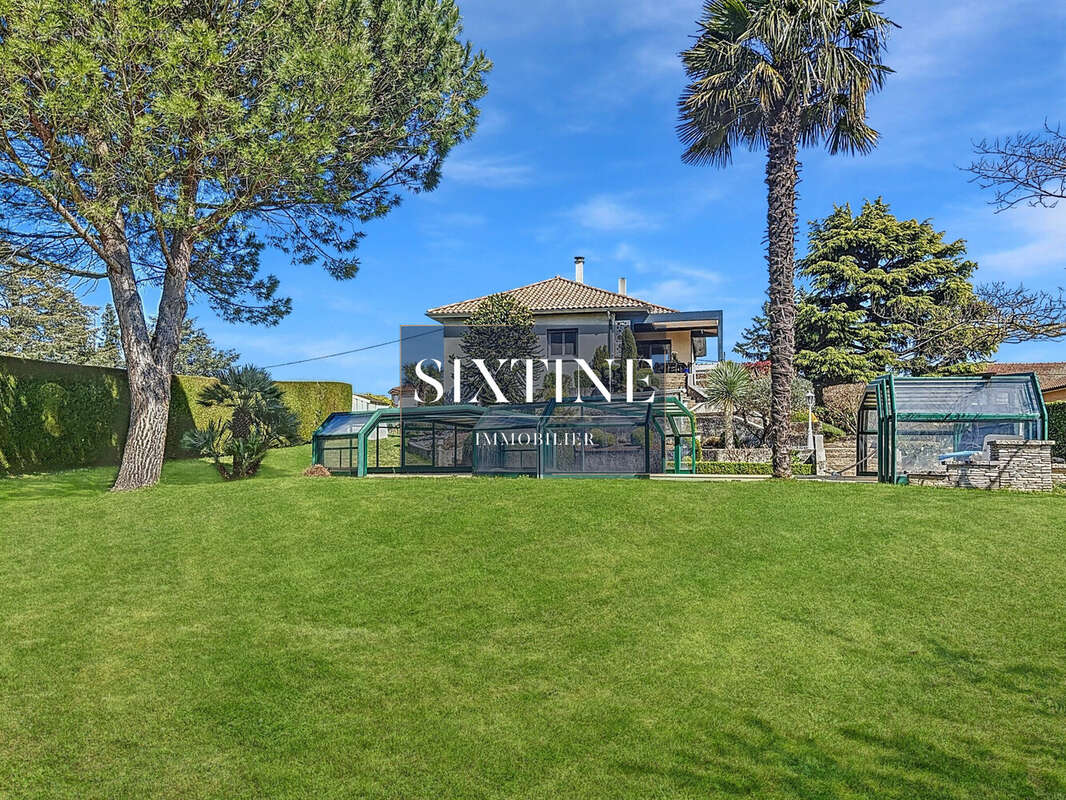 Maison à LES COTES-D'AREY