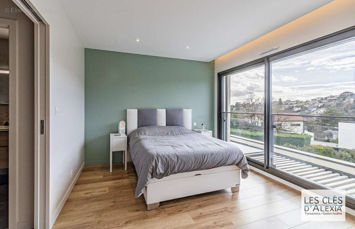 Maison à SAINT-DIDIER-AU-MONT-D'OR