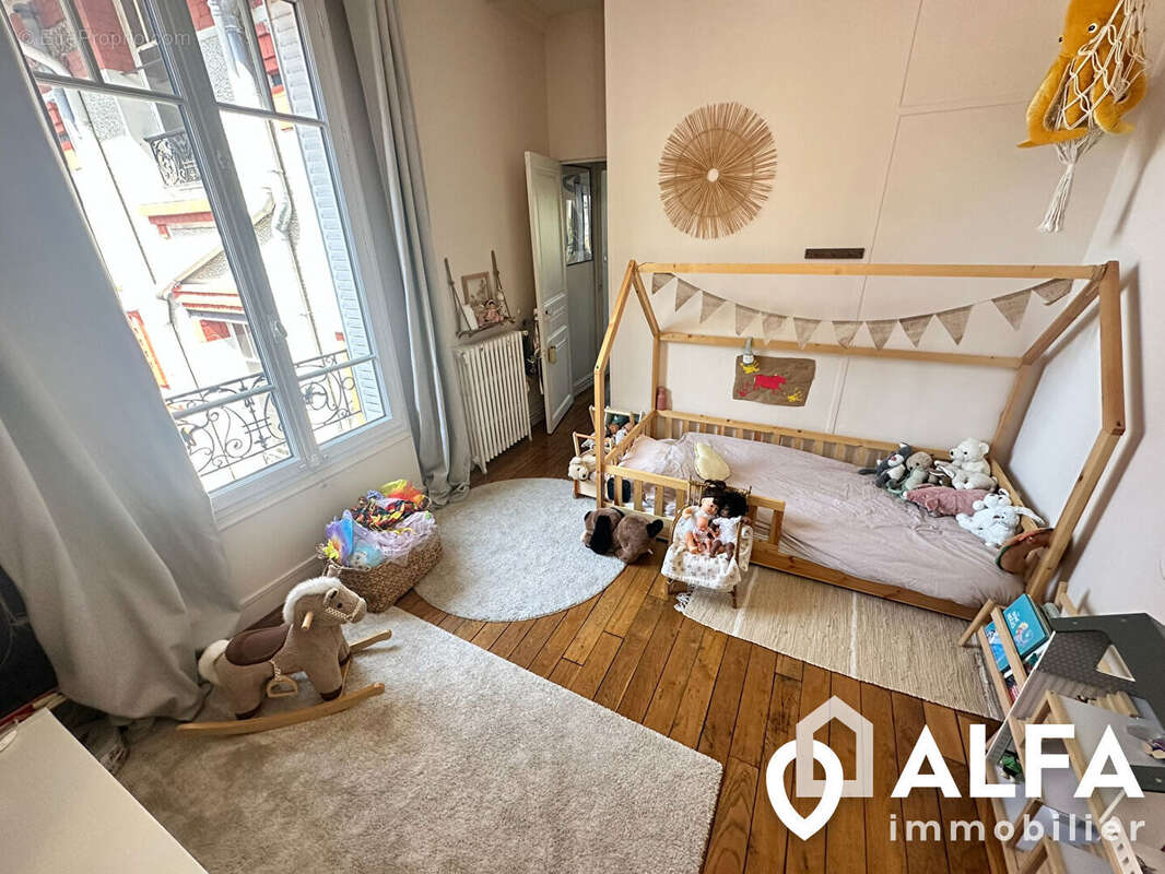 Appartement à ENGHIEN-LES-BAINS