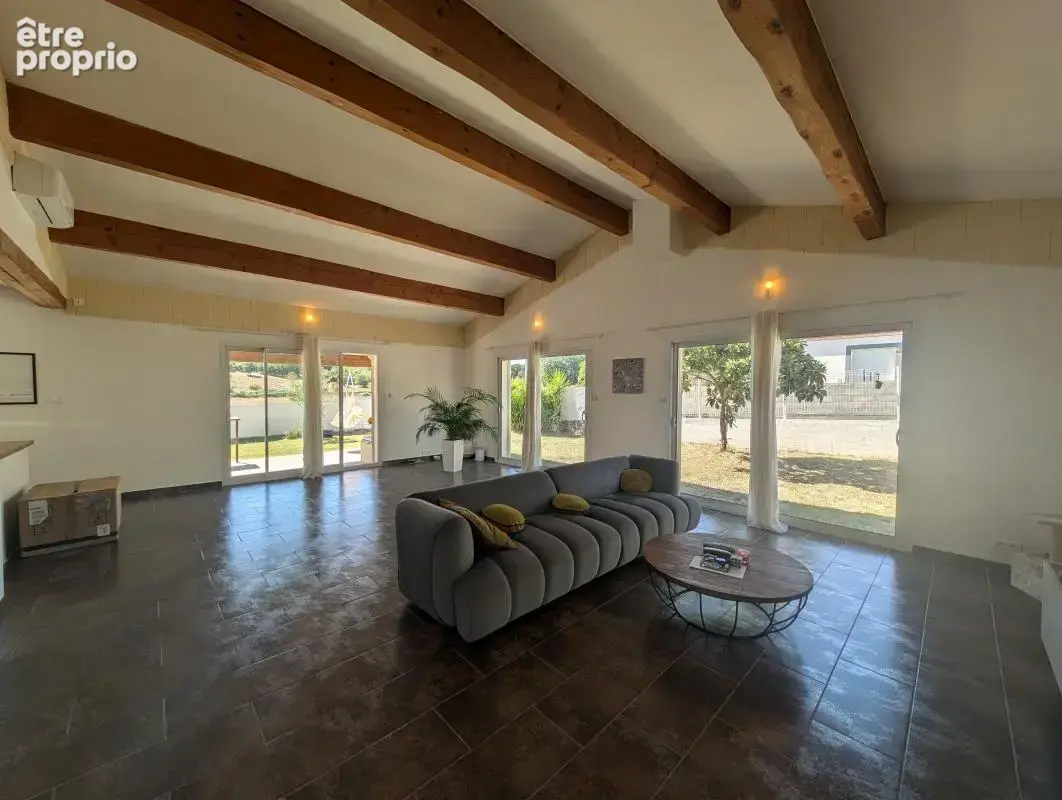 Villa de plain-pied avec jardin, piscinable et sans vis-à-vis – nizas - photo 2