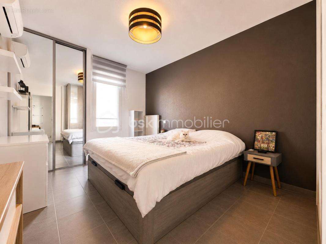 Appartement à AURIBEAU-SUR-SIAGNE