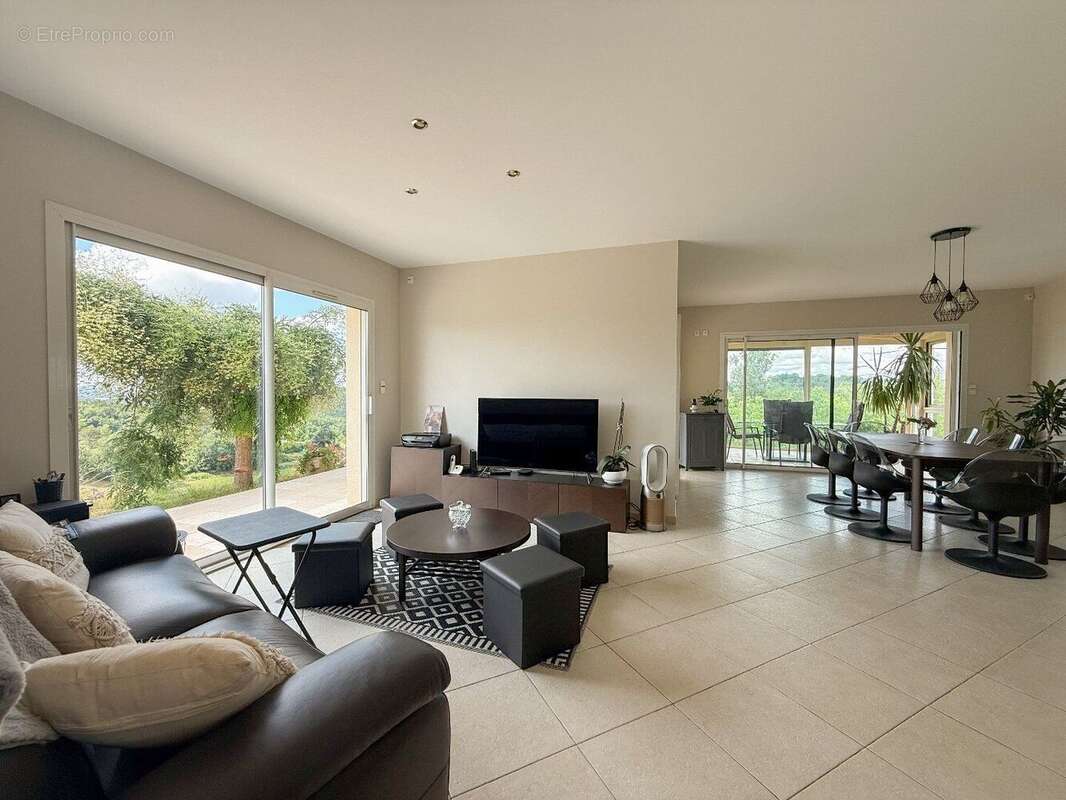 Maison avec studio indépendant, vue panoramique - photo 18