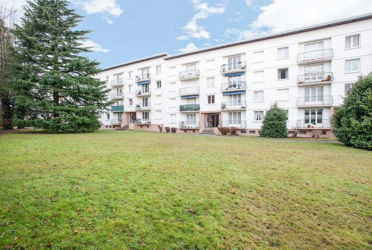 Appartement à LIMAS