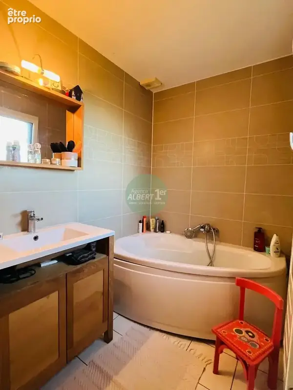 Maison 5 pièces 110 m² à vendre à Beaurepaire (76280) - photo 7