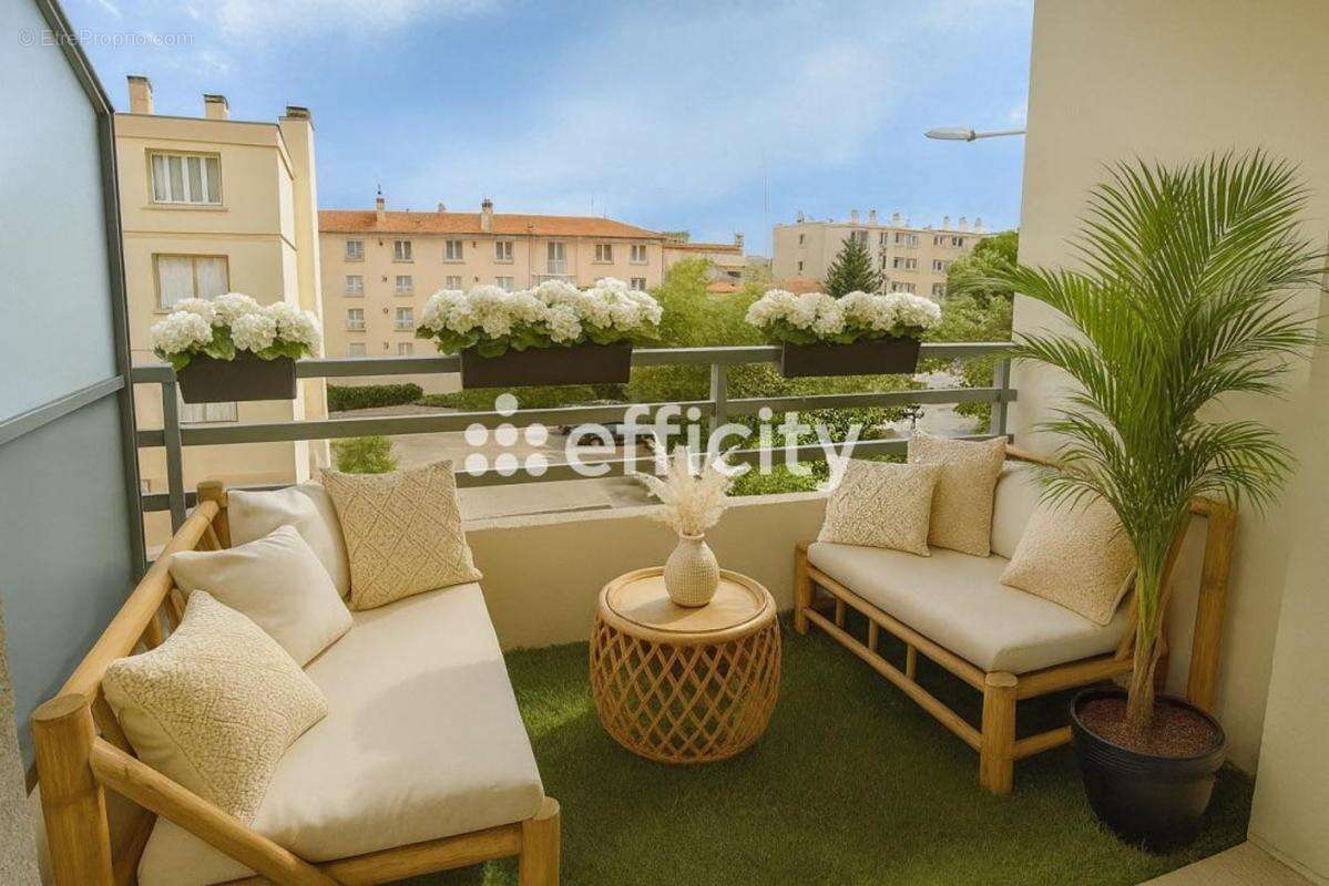 Appartement à LYON-8E