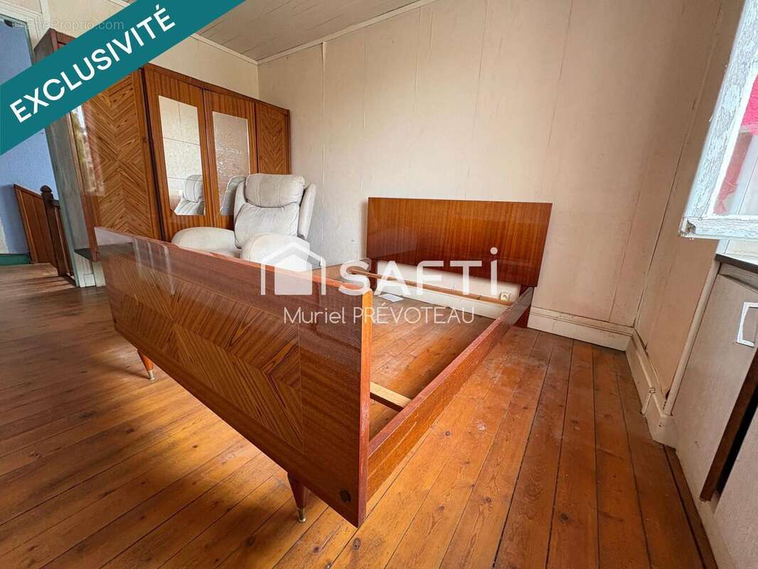 Maison 92 m² à Maire-Levescault  - photo 7