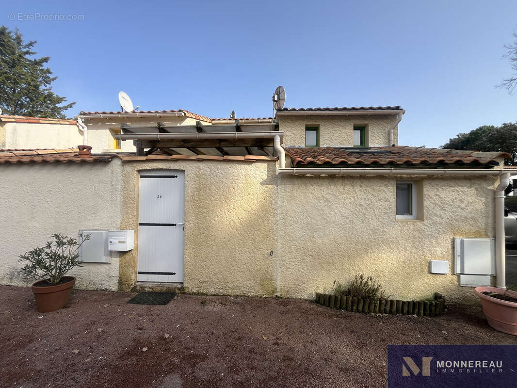 Maison à LES MATHES