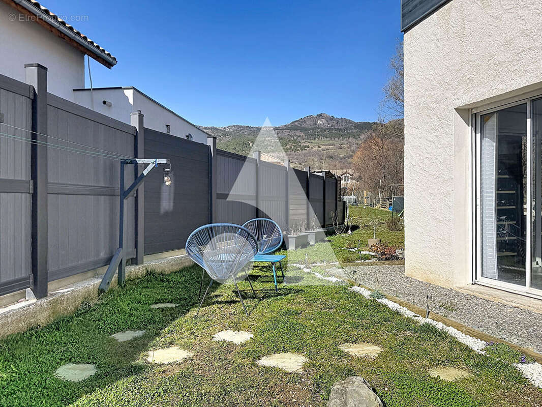 Maison à LA BATIE-NEUVE