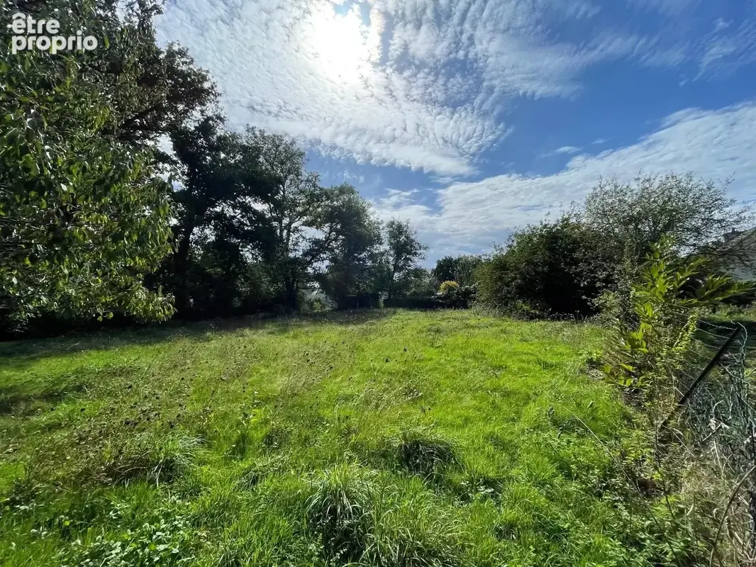 Terrain constructible entre bourg et mer - photo 2