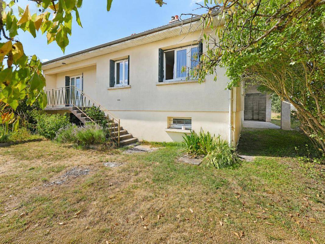 Maison à BONCOURT-LE-BOIS