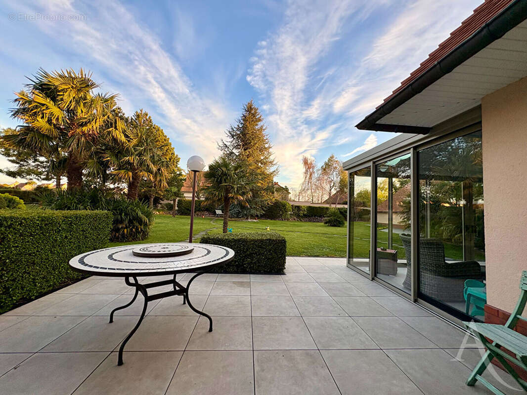 Maison à SAINT-MARTIN-DE-FONTENAY