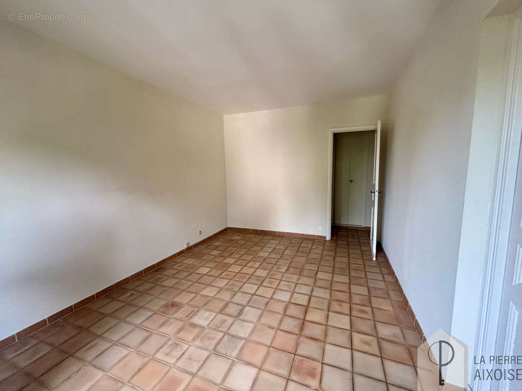 Appartement 4 pièces 110,89m2  balcon parking  Val ST André - Aix  en Provence - photo 24