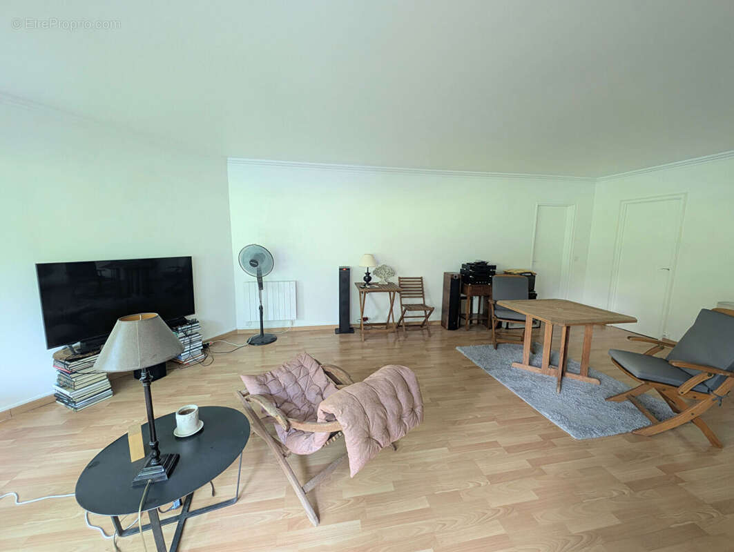 Appartement à ROSNY-SOUS-BOIS