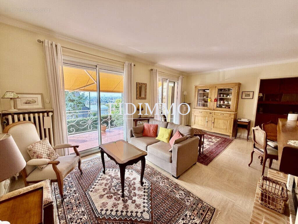 Maison à CHENNEVIERES-SUR-MARNE