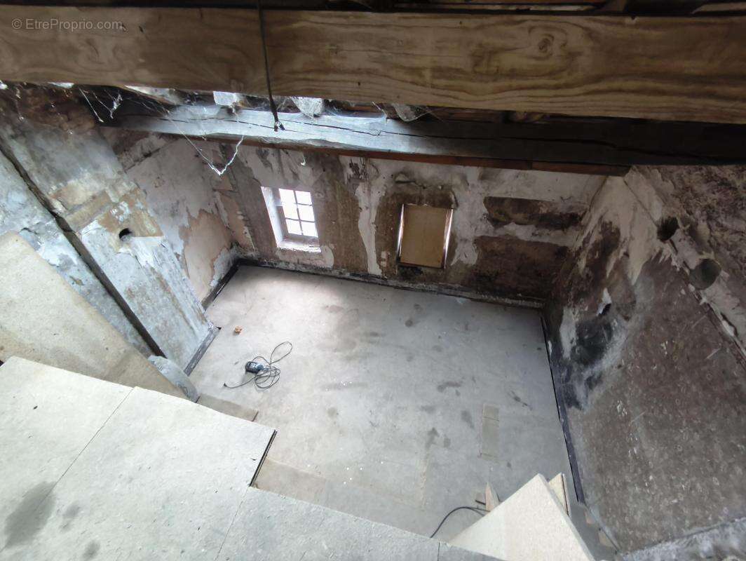 Appartement à LUXEUIL-LES-BAINS