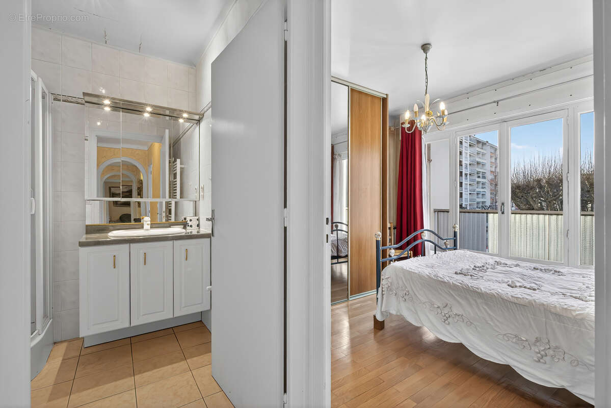 Appartement à AIX-LES-BAINS