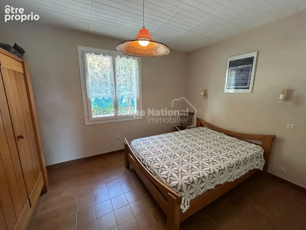 Maison de plain-pied 3 chambres sur parcelle de 640 m² avec piscine et garage - Saint Didier - photo 9