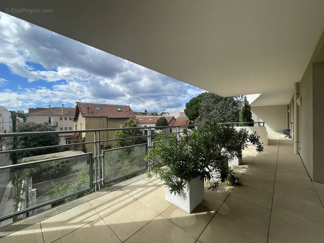 Appartement à NIMES