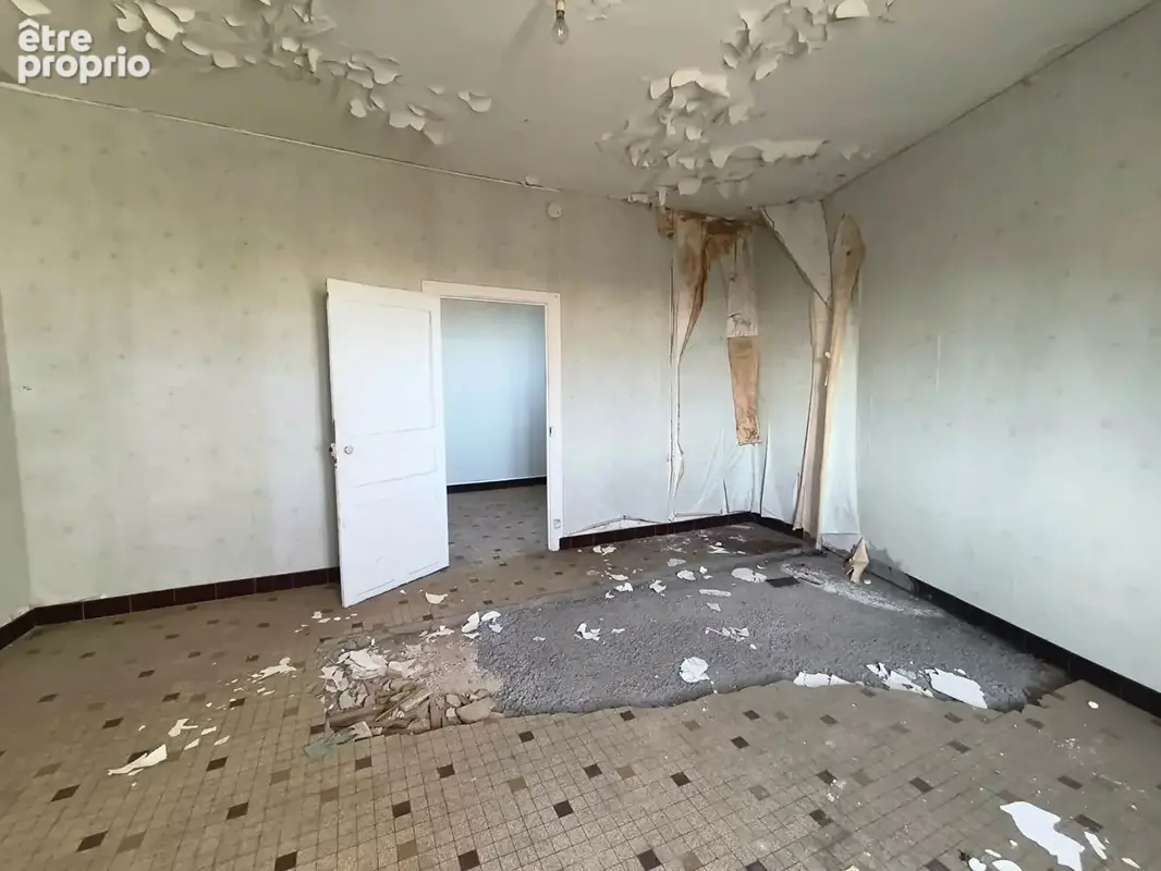 Appartement t2 a renover - centre ville - photo 3