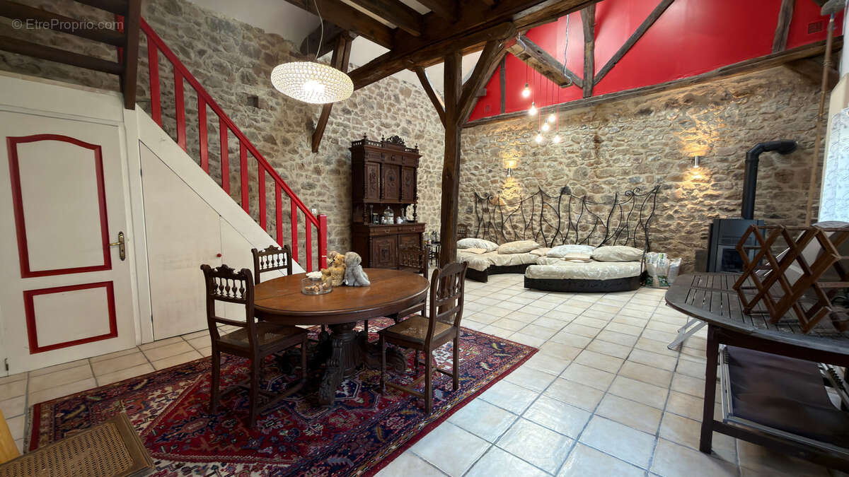 Propriété centre ville ROUVRAY  ( 21 cote d'or ) au calme habitable de suite - photo 16