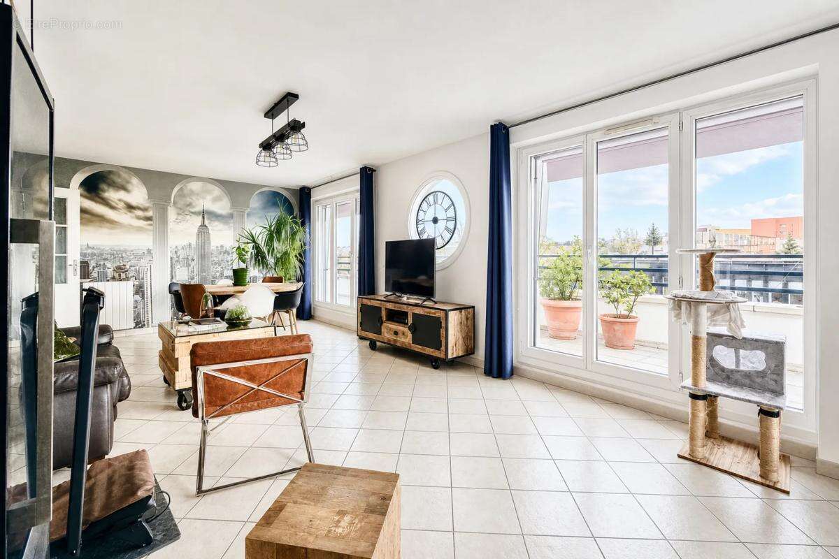 Appartement à LIMEIL-BREVANNES