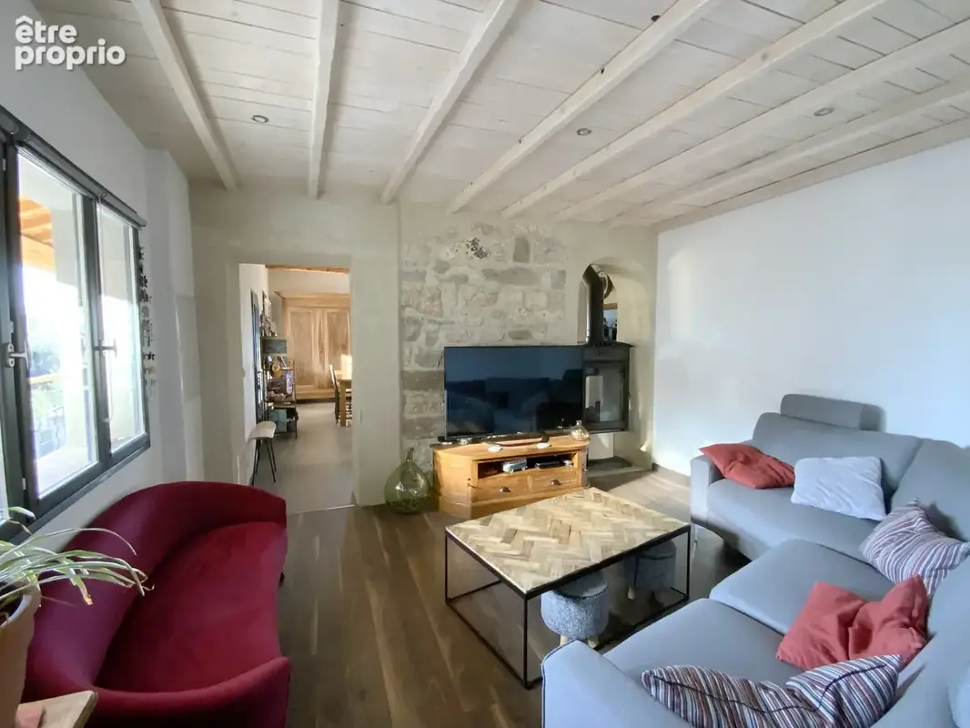 Maison de village en pierre avec terrain et piscine. - photo 8
