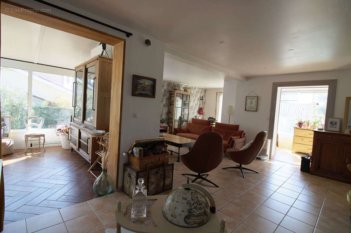 Maison Bellegarde Poussieu 5 pièce(s) 150 m2 - photo 7