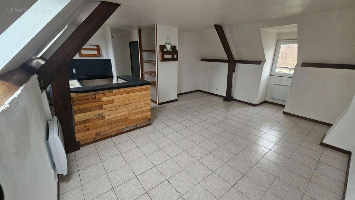 Appartement à HOUDAN