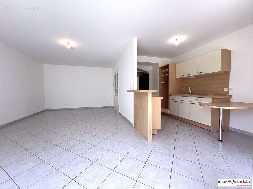Appartement 69 m² à Ferney-Voltaire  - photo 2