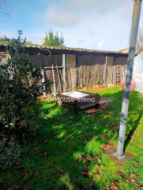 Maison à COULOUNIEIX-CHAMIERS